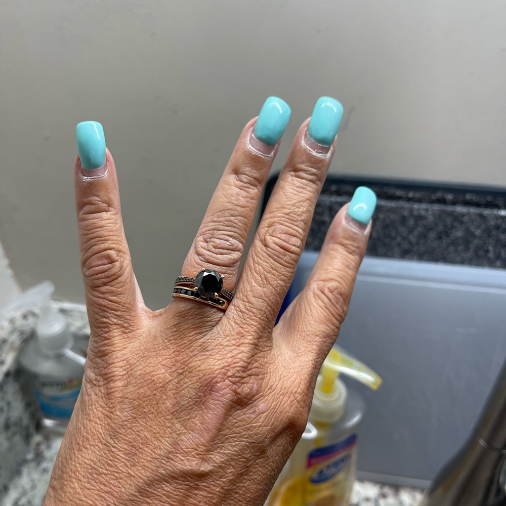 Engagement/wedding rings